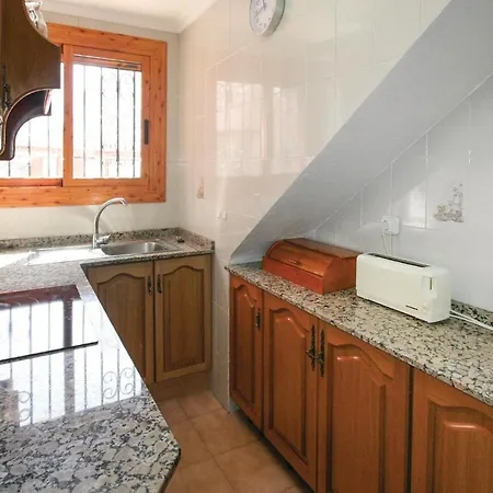 Holiday home In With Kitchen *